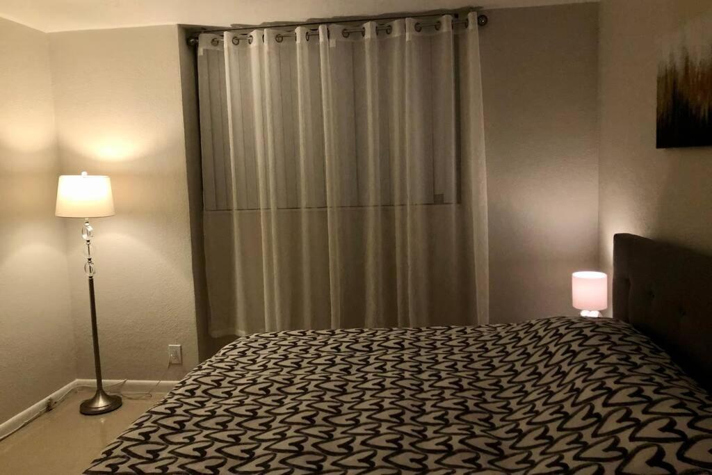 Spacious 1Br On The Beach, The Tides, Hollywood,Fl Екстериор снимка