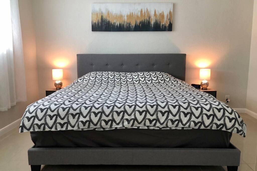 Spacious 1Br On The Beach, The Tides, Hollywood,Fl Екстериор снимка