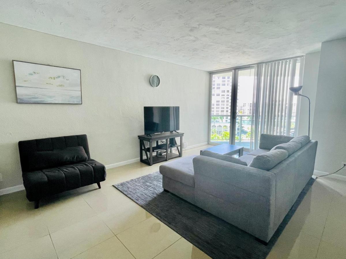 Spacious 1Br On The Beach, The Tides, Hollywood,Fl Екстериор снимка